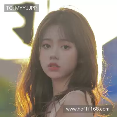 万桢翼